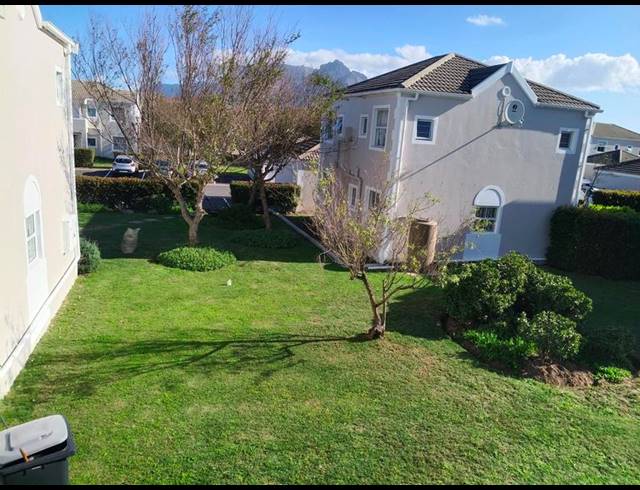2 BEDROOM PROPERTY TO RENT IN PINELANDS